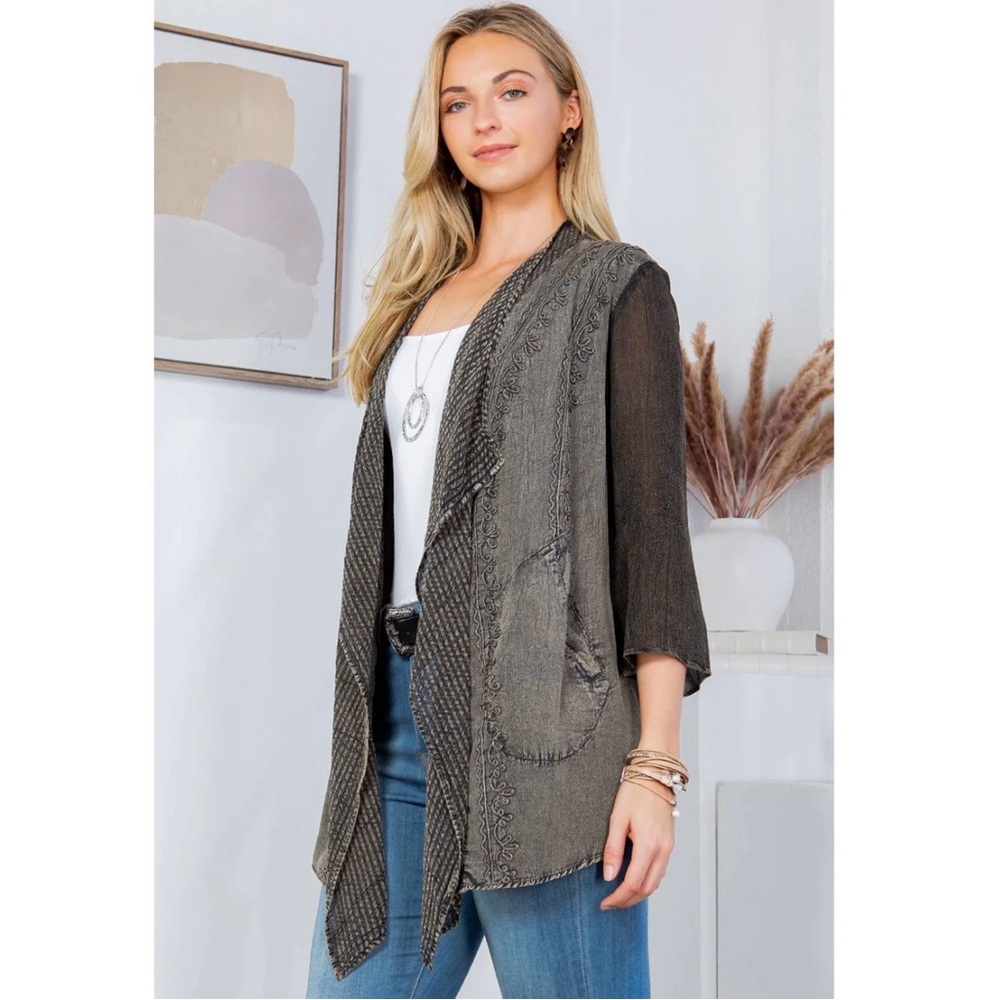 Young Threads Textured Embroidered Patchwork Lightweight Cardigan Kimono NWT - Picture 4 of 12